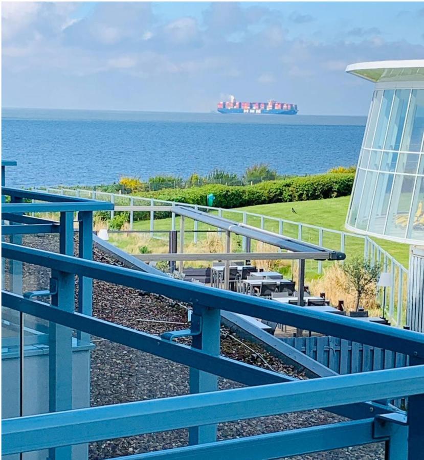 Duhnentraum Bestlage Am Sandstrand, Balkon,Meerblick, Parkplatz, Aufzug, Wlan, Bettwaesche,Handtuecher,Netflix Uvm Cuxhaven Exterior photo